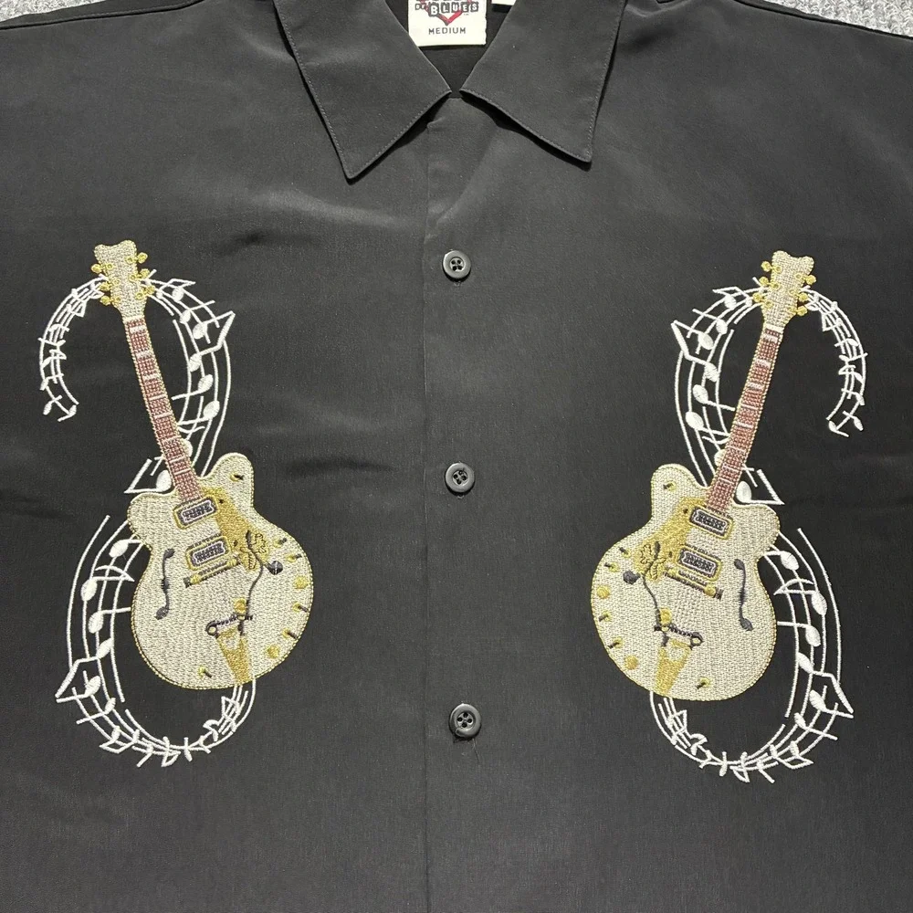 House of Blues Shirt Mens Medium Black Camp Bowling‎ Embroidered Guitars Rock - Picture 2 of 11